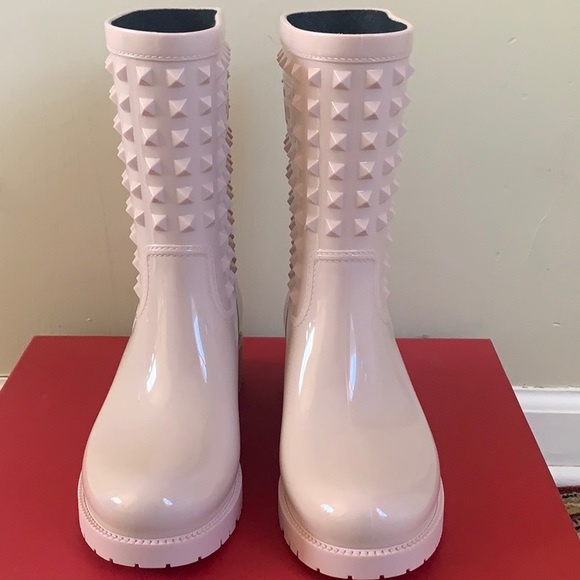 Valentino Pale Pink Rockstud Rubber Rainboots - Picture 5 of 8